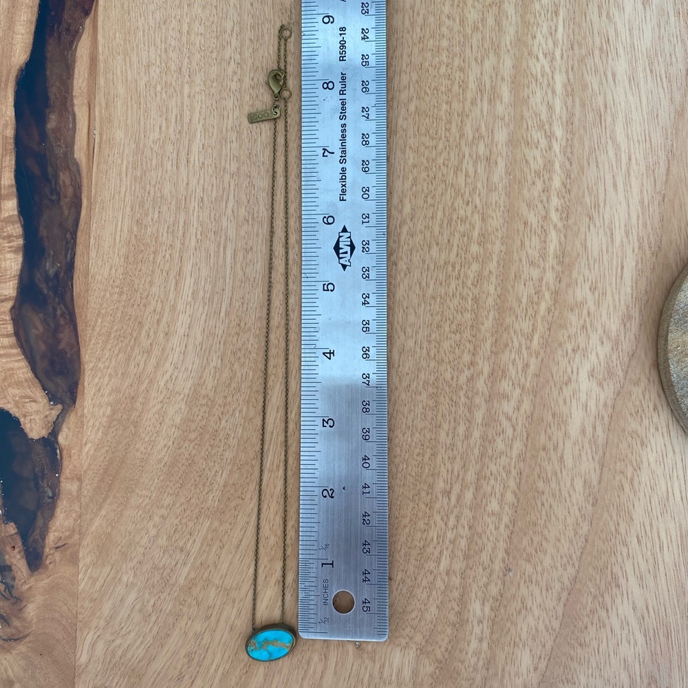 Turquoise stone necklace - Picture 3 of 3